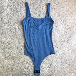 FOREVER 21 BLUE RIBBED BODYSUIT